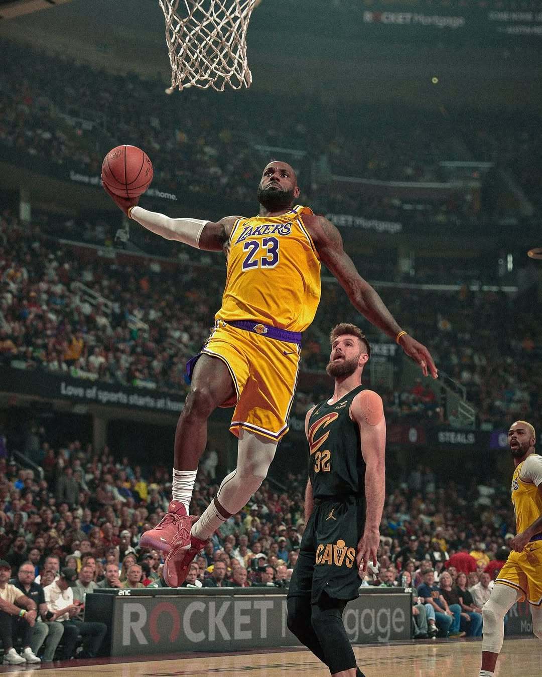 芬尼史密斯,加盟助阵,佩林卡再施,世界杯投注,2026世界杯,投注技巧,投注网站,赛事分析