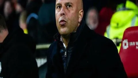 蓉城逆转海港，唐创连进两球，客场1-3丢掉榜首